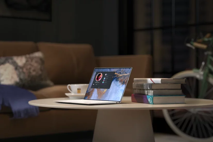 photo-1593642634443-44adaa06623a